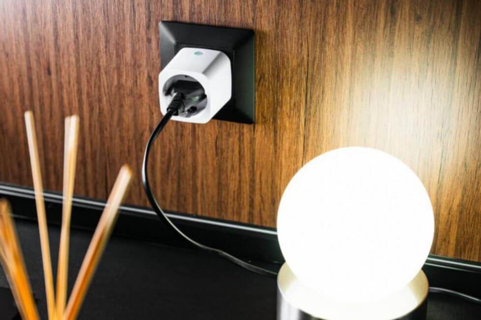Älypistorasia Shelly Plug M Gen3, 13A, WiFi, musta