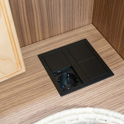 Pistorasiapaneeli Limente Desk-2, 117x117mm, mattamusta